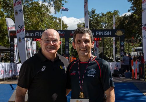 Brisbane06_Run-Army-president-Major-General-Jake-Ellwood-(Retd)-with-a-member-of-the-Indigenous-Marathon-Foundation